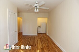 546 W Wellington Ave, Unit A02C in Chicago, IL - Building Photo - Building Photo