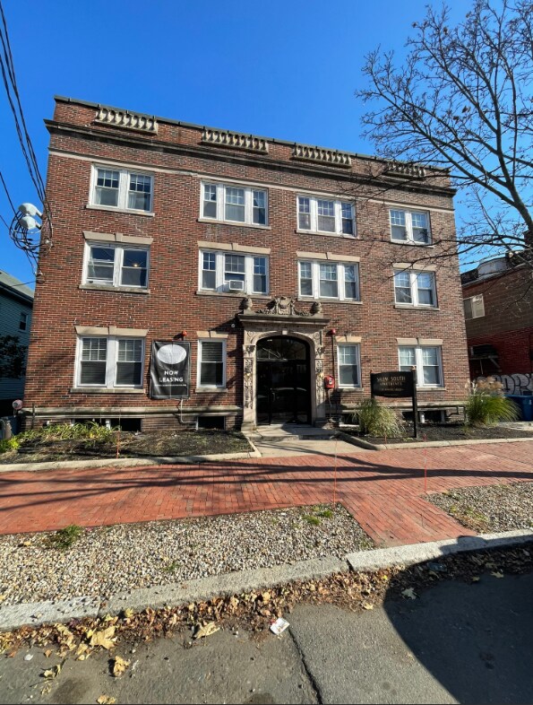 242 Lafayette St, Unit 1 in Salem, MA - Building Photo - Building Photo