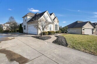 9580 Mission Dr in Plain City, OH - Building Photo - Building Photo