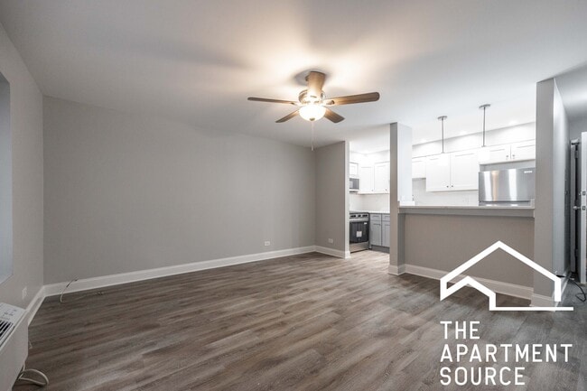 property at 744 W Gordon Terrace