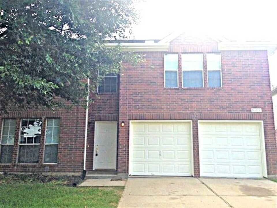16403 Lynn Crest Ct in Houston, TX - Building Photo