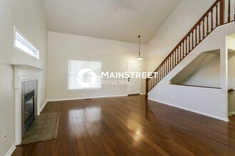 2025 Santuomo Ave in Grove City, OH - Building Photo - Building Photo