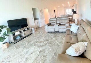 43011 Greenway Blvd in Punta Gorda, FL - Foto de edificio - Building Photo