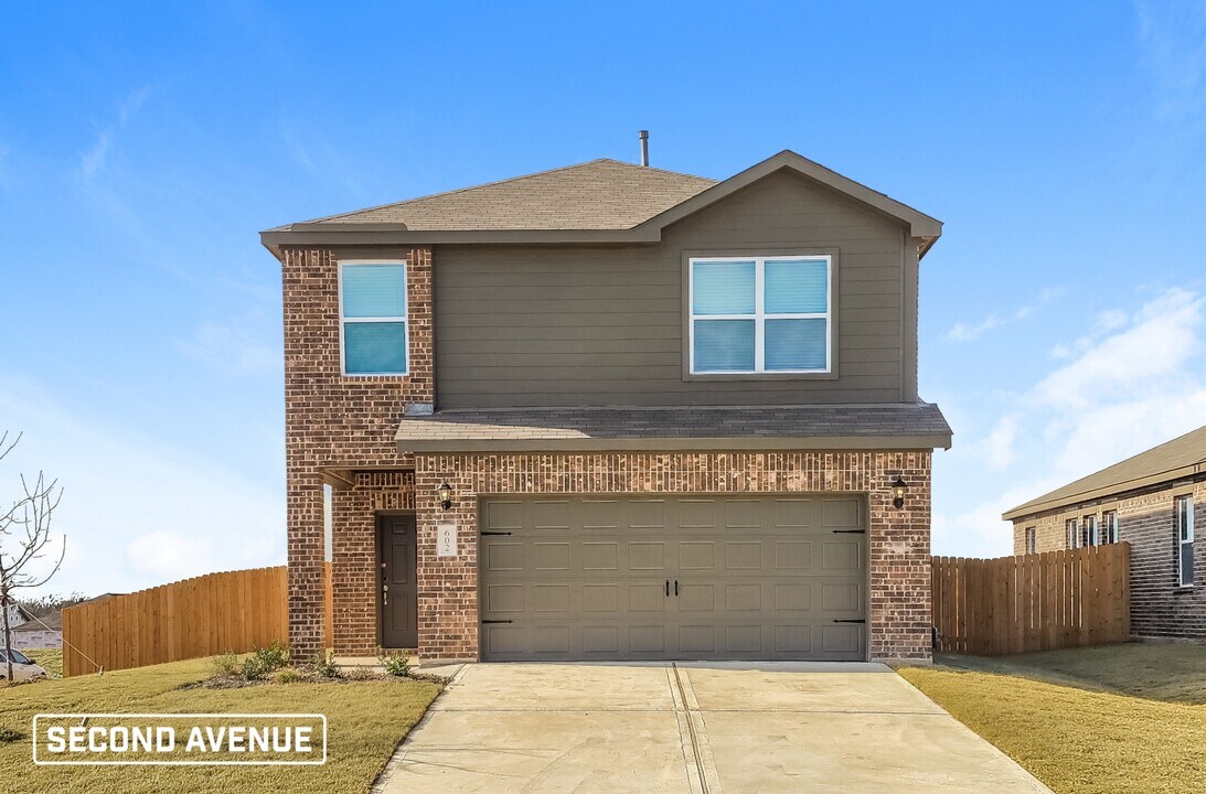 602 Micah Ln in Ferris, TX - Building Photo