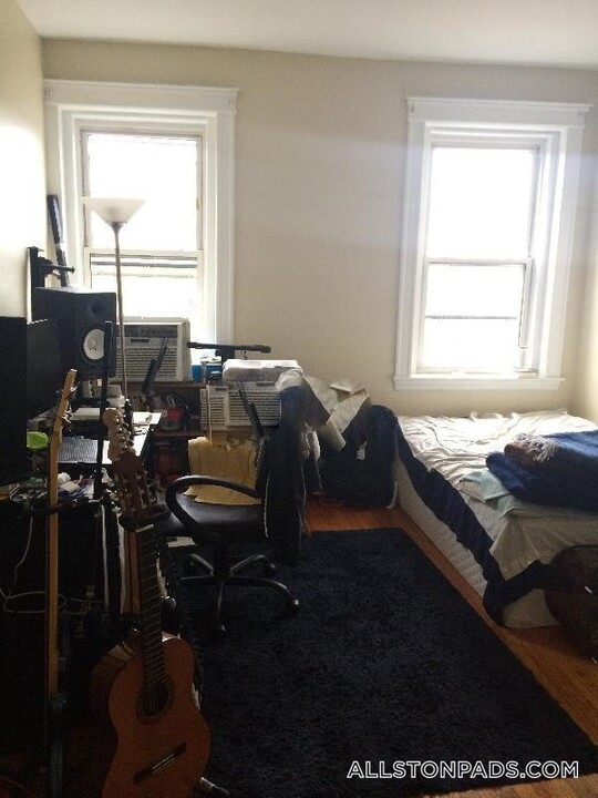 1189 Commonwealth Ave in Boston, MA - Building Photo
