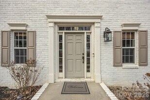 17622 Cambridge Grove Dr in Huntersville, NC - Building Photo