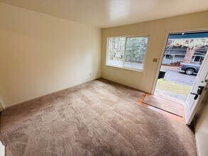 2505 Kubel Ave in South Lake Tahoe, CA - Building Photo - Building Photo