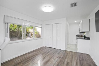 1416 SW 27th St in Fort Lauderdale, FL - Building Photo - Building Photo