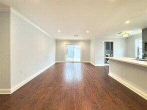 1415 Mapleton Dr in Houston, TX - Building Photo - Building Photo