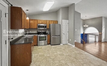 36015 Wilderness Shores Way in Locust Grove, VA - Building Photo - Building Photo