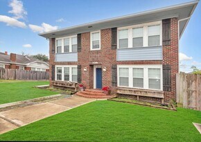4114 Lamar St in Houston, TX - Building Photo
