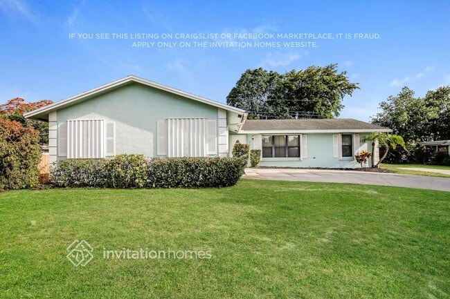 property at 7 W Pine Tree Ave