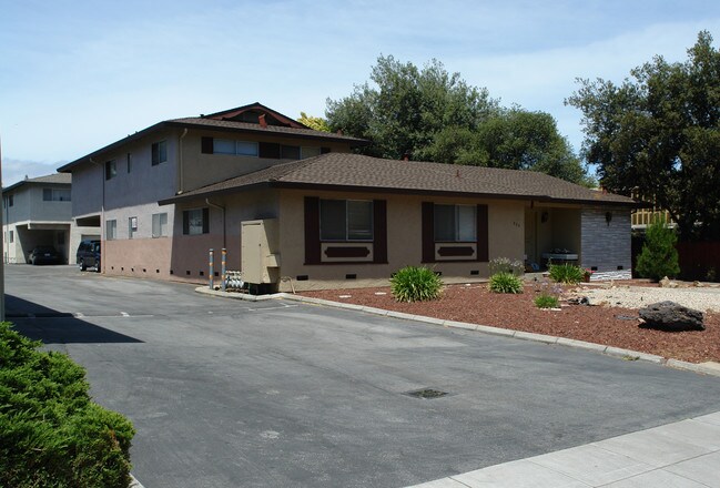 820 Quince Ave in Santa Clara, CA - Building Photo - Building Photo