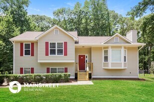 227 Mill Pointe Dr in Dallas, GA - Building Photo