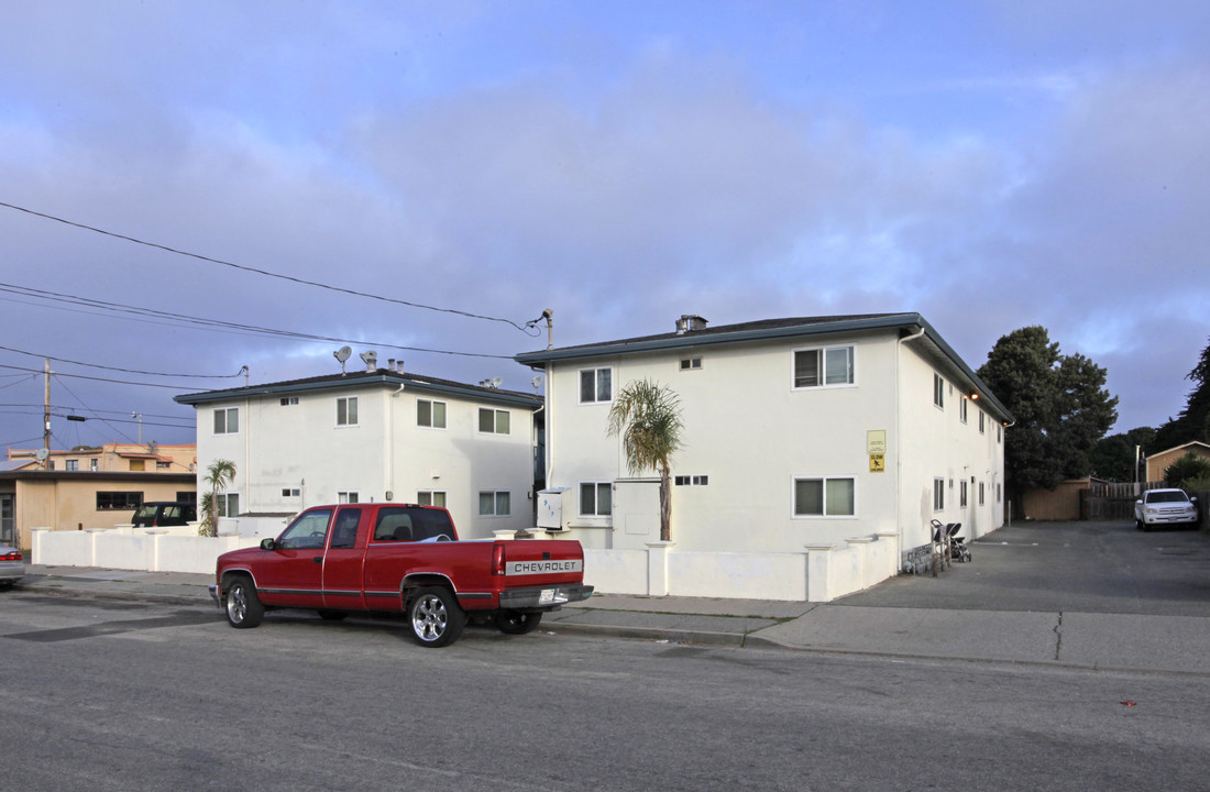 Harcourt & Virginia Apartments in Seaside, CA - Building Photo