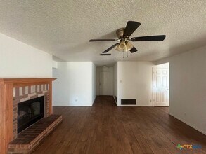 3804 Captain Dr in Killeen, TX - Building Photo - Building Photo