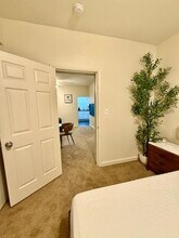 5408 Kincaid St in Pittsburgh, PA - Building Photo - Building Photo