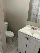 18530 Eucalyptus St in Hesperia, CA - Building Photo - Building Photo
