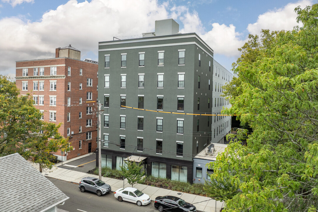 The Elm in New Haven, CT - Building Photo