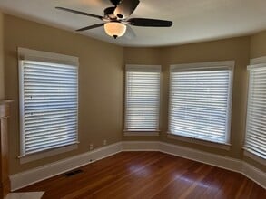 115 Poplar Ave in Modesto, CA - Building Photo - Building Photo
