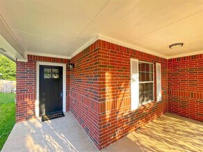 5201 Bantom Woods Bend in Austin, TX - Building Photo - Building Photo