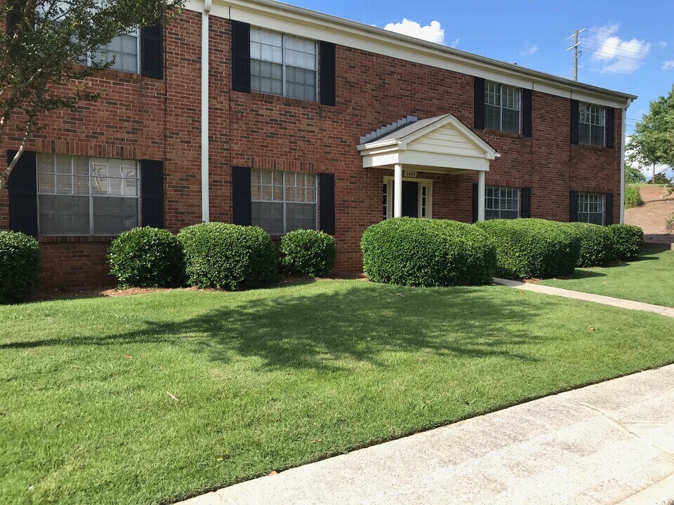 3449 Sandner Ct in Homewood, AL - Building Photo