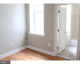 408 S 9th St in Philadelphia, PA - Building Photo - Building Photo