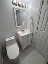 8508 Laurel Oak Dr in Springfield, VA - Building Photo - Building Photo