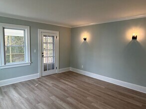 1021 Hugo St in Norfolk, VA - Building Photo - Building Photo
