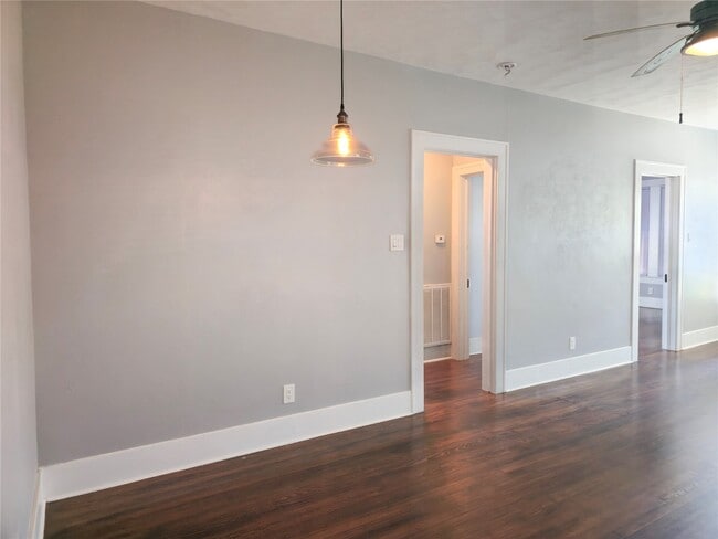 4302 Ave Q 1/2 in Galveston, TX - Building Photo - Building Photo