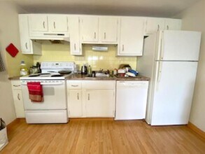 94 Beacon St, Unit 67 in Somerville, MA - Building Photo - Building Photo