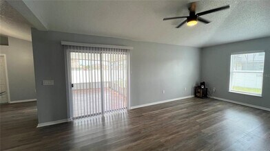 485 Martigues Dr in Kissimmee, FL - Building Photo - Building Photo