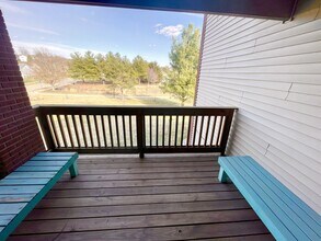 2265 Holiday Rd in Coralville, IA - Building Photo - Building Photo