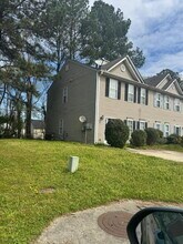 2953 Falling Water Point in College Park, GA - Building Photo - Building Photo