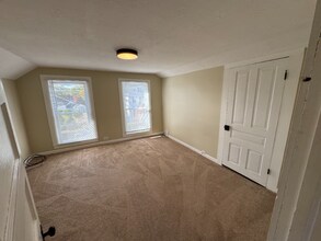 711 Kensington Ave in North Wilkesboro, NC - Building Photo - Building Photo