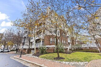 5108 Donovan Dr in Alexandria, VA - Building Photo - Building Photo