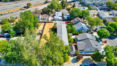 3333 V St in Sacramento, CA - Building Photo - Building Photo