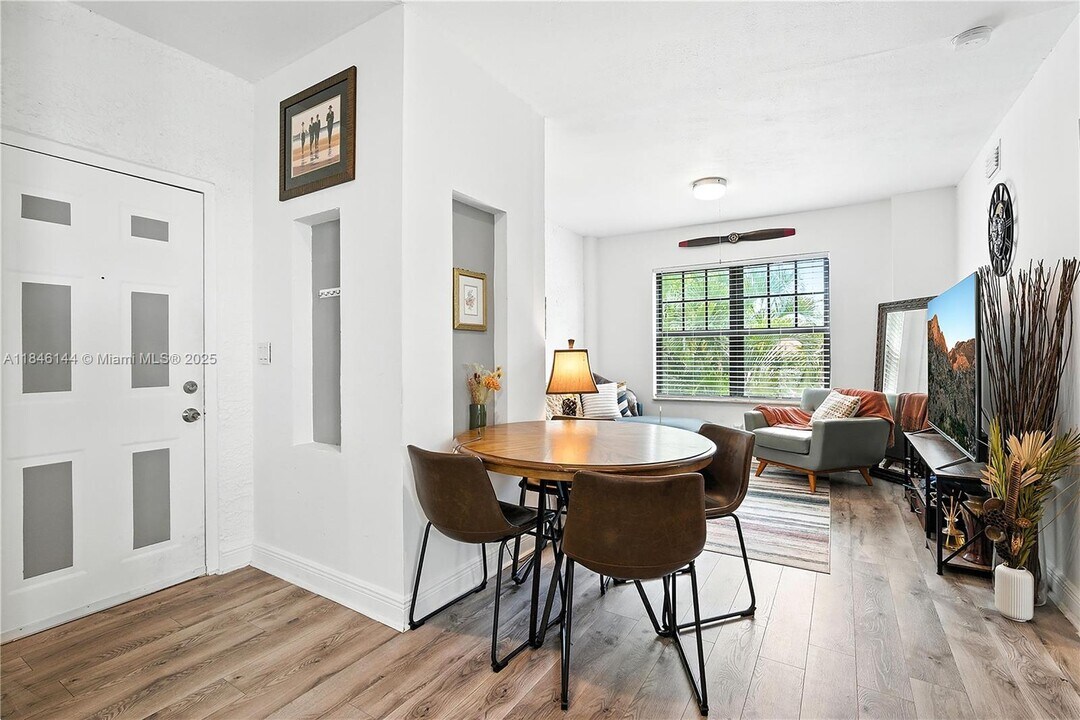 934 Michigan Ave in Miami Beach, FL - Building Photo