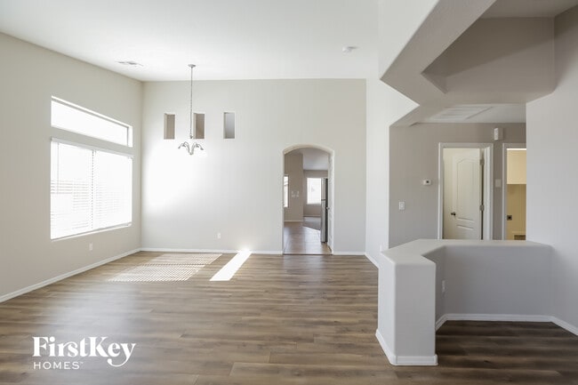 6220 S 52nd Dr in Phoenix, AZ - Building Photo - Building Photo