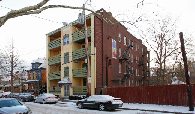 510 Mifflin Ave in Pittsburgh, PA - Foto de edificio - Building Photo