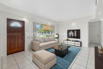 6240 SW 21st St in Miramar, FL - Building Photo - Building Photo