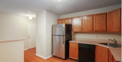 250 Potomac Dr in Basking Ridge, NJ - Building Photo - Building Photo