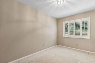 2700 Mizell Ave in Fernandina Beach, FL - Building Photo - Building Photo