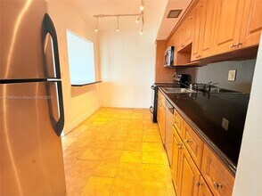 1316 NE 105th St in Miami Shores, FL - Building Photo - Building Photo