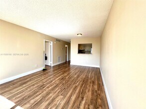 2160 SW 16th Ave in Miami, FL - Building Photo - Building Photo