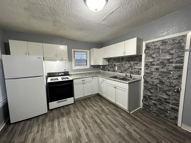 820 Blake St in Rockford, IL - Building Photo - Building Photo