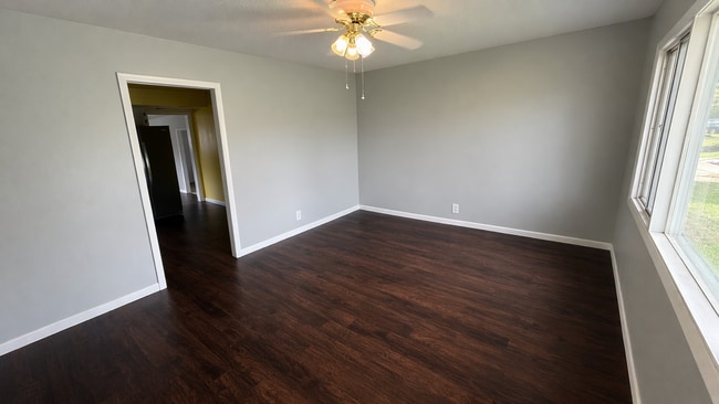 245 Columbia St in Huntington, IN - Building Photo - Building Photo