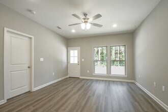 19921 Grantham Rd, Unit A in Livingston, LA - Building Photo - Building Photo