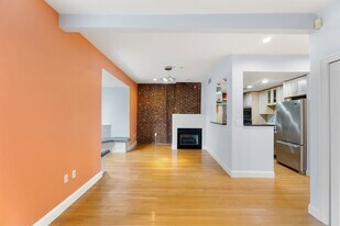 39 Worcester Sq, Unit PH 5 in Boston, MA - Building Photo