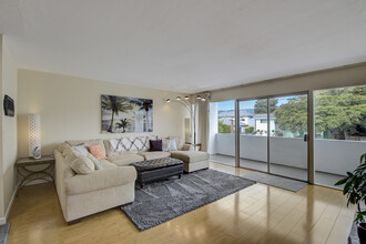 1192 Kains Ave in Berkeley, CA - Building Photo - Interior Photo